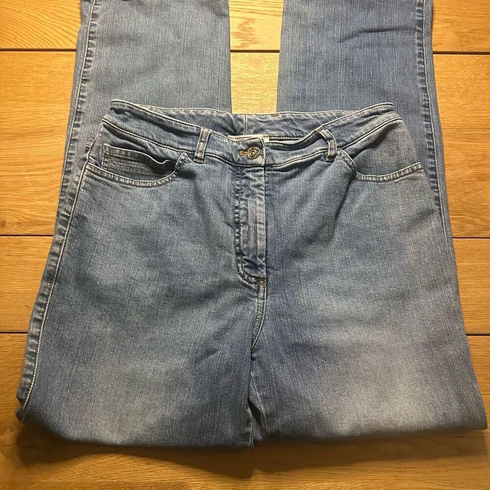 St. John sport jeans by Marie Gray size 4 medium wash